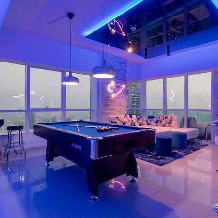Next'House - Skyview Host Ostello Dubai Esterno foto