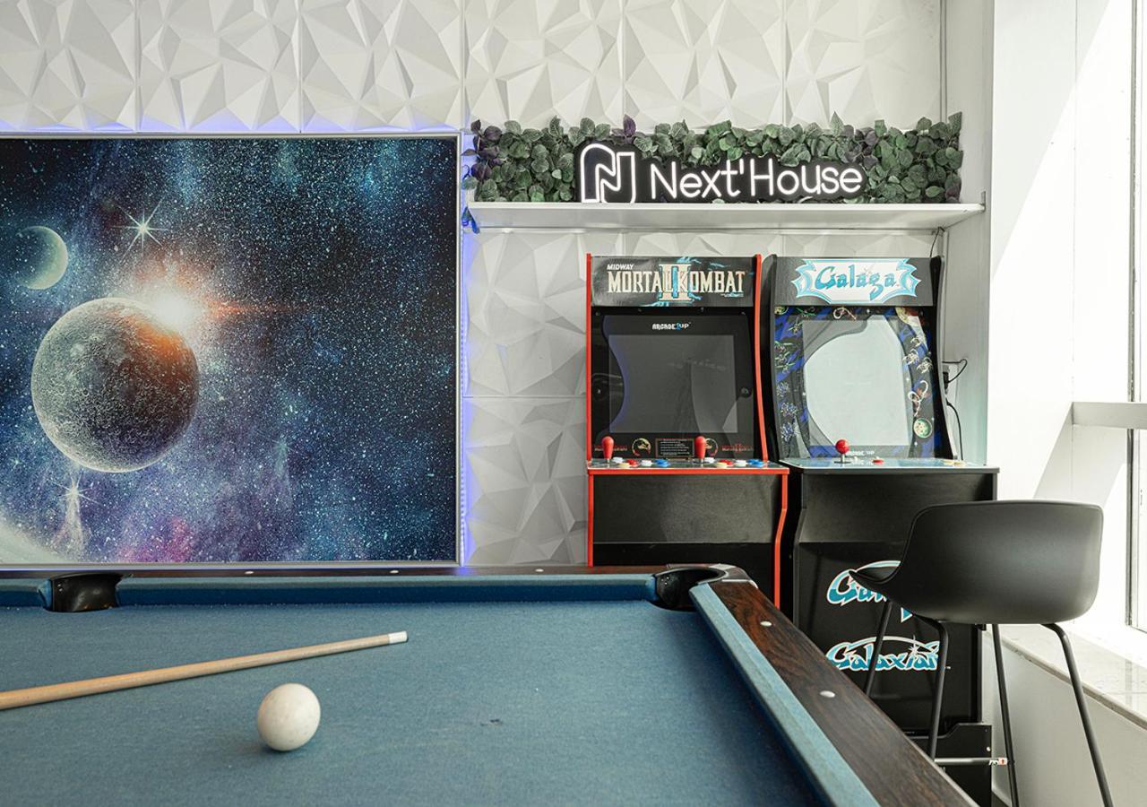 Next'House - Skyview Host Ostello Dubai Esterno foto