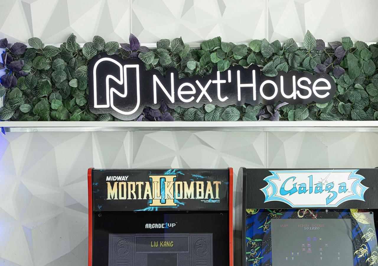 Next'House - Skyview Host Ostello Dubai Esterno foto