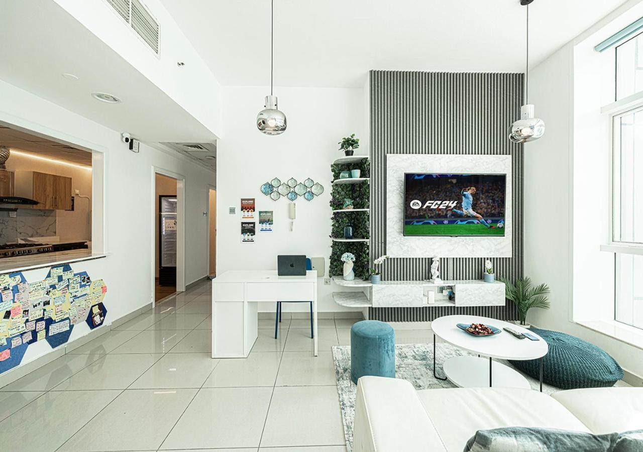 Next'House - Skyview Host Ostello Dubai Esterno foto